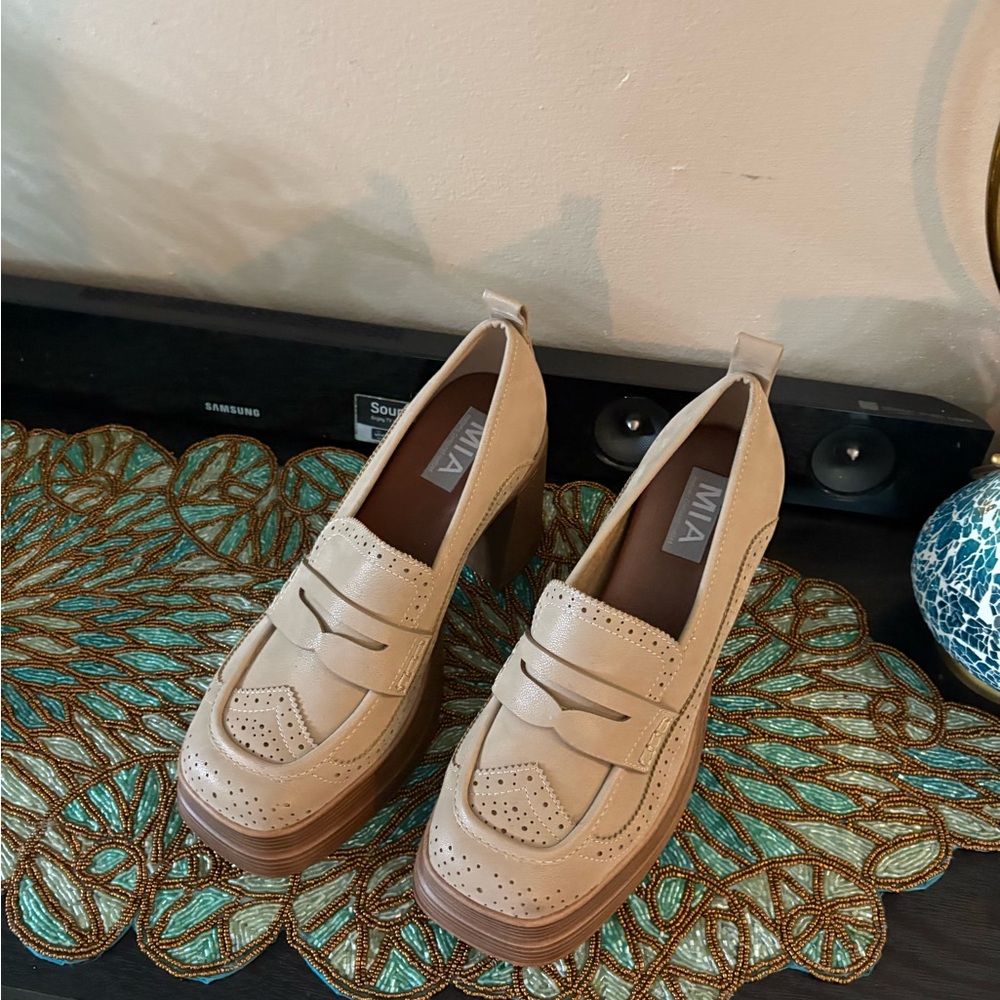 MIA Cream Women's Loafers